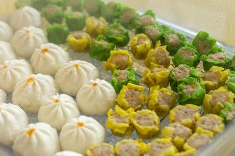 Streaming dim sum Chinese menu in boils Stock Photos