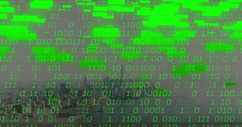 Streaming green binary code overlaying harbor skyline, merging with neon data Foto stock