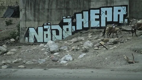 Street art at Rishikesh 2 Video stock 102776167