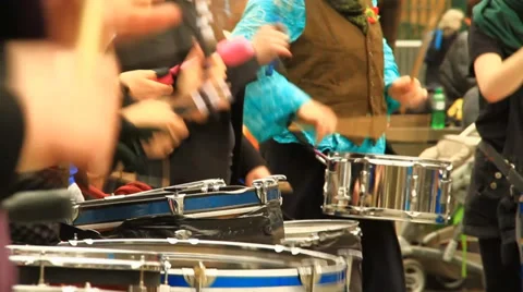 Street artists playing drum Video stock 39489409