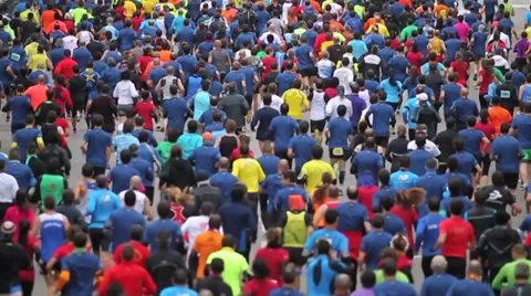 Street crowded of runners Video stock 32869525