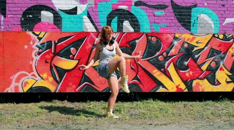 Street dancer Stock Footage 40980452