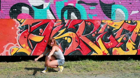 Street dancer Stock Footage 40981850