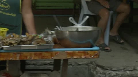 Street fish 動画素材 12761668