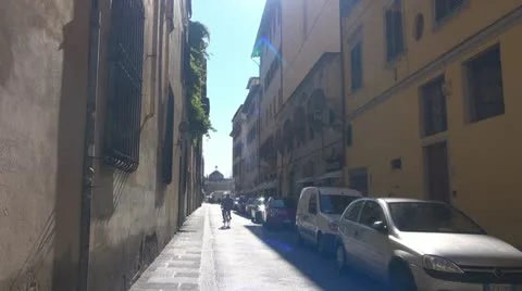 Street in Florence, Italy. Vídeos de archivo 12534553