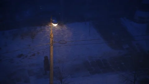 Street light during a blizzard Stock Footage 181587193
