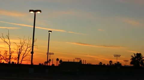 Street lights at sunset Video stock 20435932
