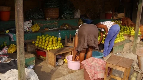 Street orange sellers Video stock 80459032