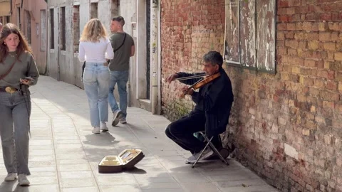 Street performance, Venice 3 Stock Footage 306617806