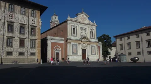 Street in Pisa with Piazza dei Cavalieri Stock Footage 67585004