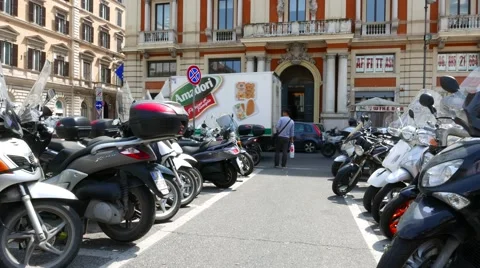 Street scene in Rome Stock Footage 53506191