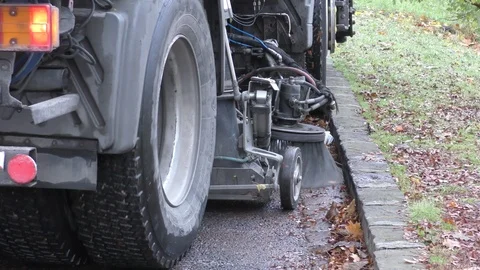 A street sweeper cleans the road Stockbeeldmateriaal 119368252