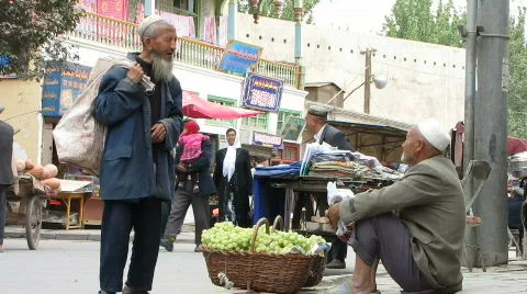 Street talk Stock Footage 522445