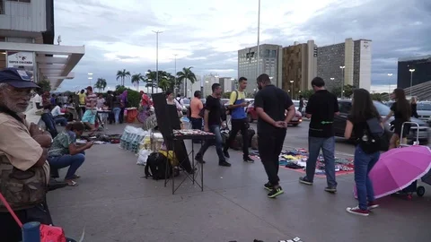 Street Vendors Vídeo Stock 120543198