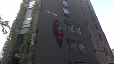 Street View, Mural On The Wall Of The Building, Seah Street, Singapore 스톡 동영상 332303321