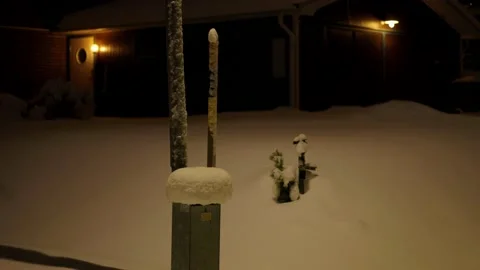 Streetlights Lonley Stockbeeldmateriaal 169791310
