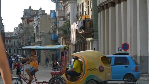 The streets of havana Stock Footage 111582027