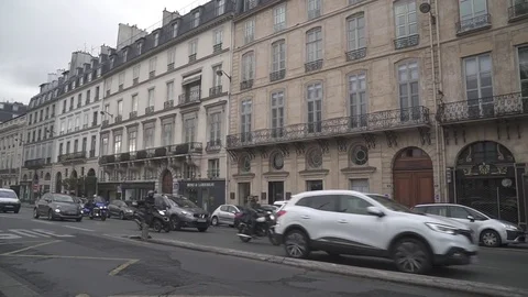 On The Streets of Paris Видео 84800929