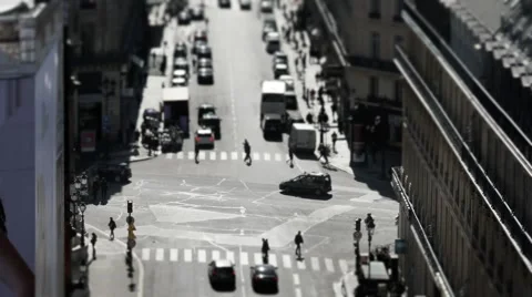 Streets of Paris traffic intersection - 60fps Stock Footage 48021934