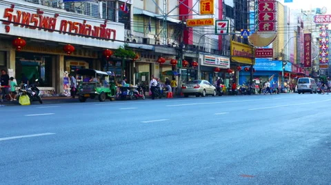 Streetscene in chinatown Stock-Footage 68747512