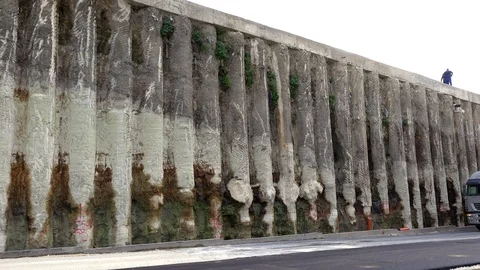 The strengthening technology of the highway 動画素材 97705683