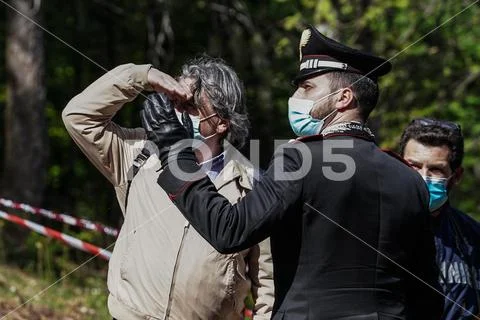 Photograph StresaMottarone cable car accident site inspection, Italy