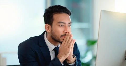 Stressed web developer suffering with mental block while trying to code on a 스톡 사진