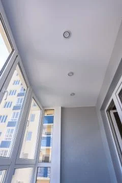 Stretch ceiling in the interior of a small balcony Stock-Fotos