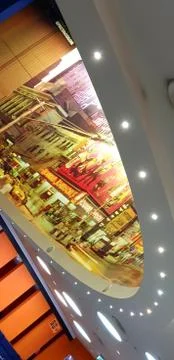 Stretch ceiling lighting design elegant mirror city Foto stock