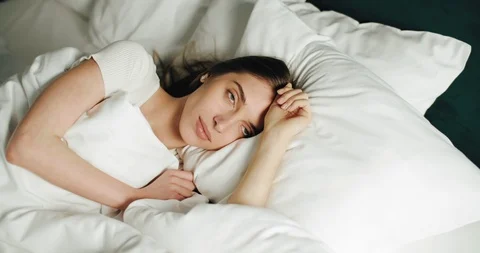 Stretching in the Bed 库存影片 109037549