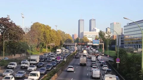 Strike by public transport workers in Paris continues, París (es-ES), FR - 12 No Stock Footage 221110792