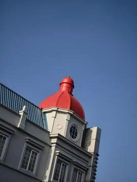 A striking red dome Stock-Fotos