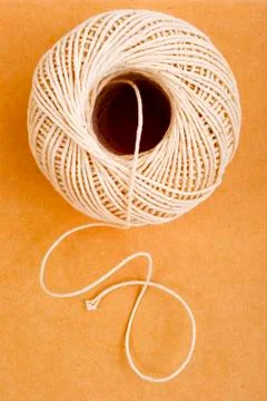 String and brown paper Stock Photos