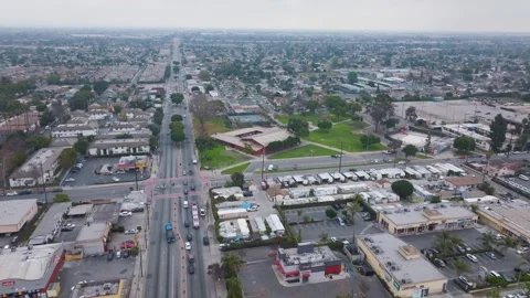 Strip Mall and School Compton Los Angeles California Drone Aerial Footage 스톡 동영상 335262444