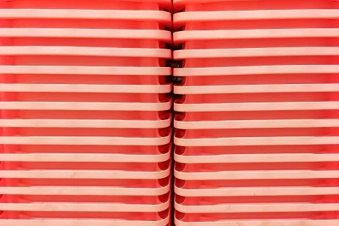 Striped texture red. ackgrounds for design. Abstraction of the bands Foto stock