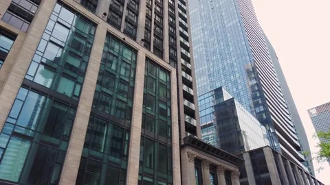 A stroll down Rue Saint-Jacques in Montreal, Quebec, Canada. 動画素材 318188380