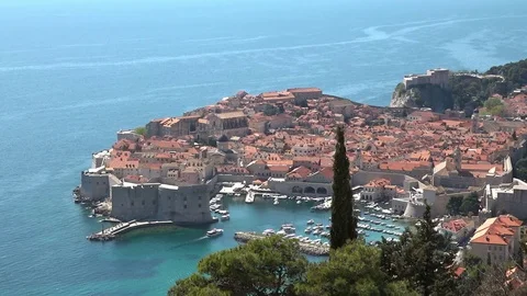 Stroll through the streets of Dubrovnik 9 Stock-Footage 81066356