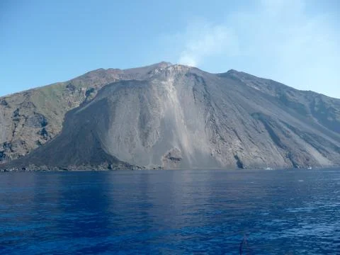 Stromboli, active volcano which is part of the aeolian islands archipelago Foto stock