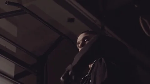 Strong athletic man doing sledgehammer workout. Stock-Footage 76903713