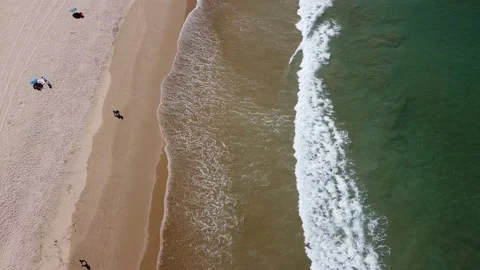 Strong green sea progressing to a vertical angle with crisp white waves Stock Footage 194456174