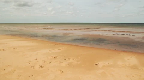 Strong wind blows over flat sea Stock-Footage 54797951