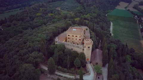 Strozzavolpe Castle in tuscany Stock Footage 114796129