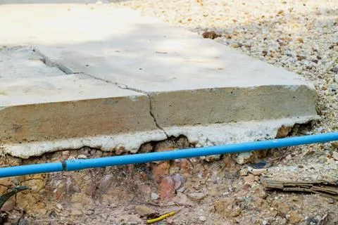 Structural integrity in urban construction cracked concrete slab and expose.. Stock Photos