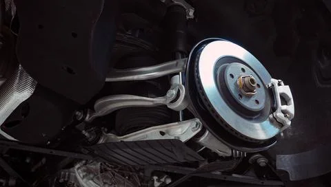 The structure and elements of the rear suspension of a modern luxury car. Foto stock