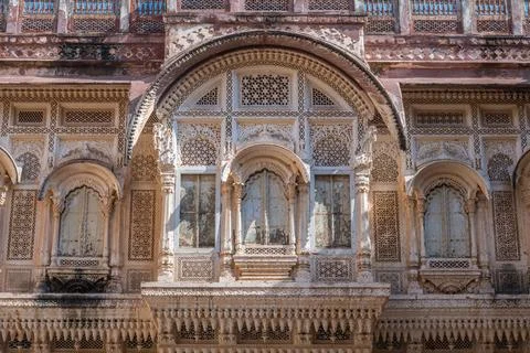 The structure features numerous windows and balconies, showcasing elements of Stockfoto's