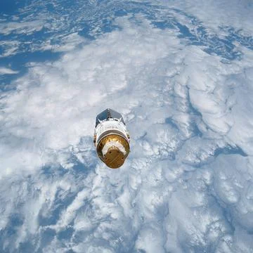 STS043-601-042 (2 Aug 1991)  --- The Tracking and Data Relay Satellite (TDR.. Foto stock