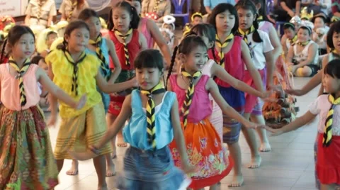 Student 7-8 years old, Scout activities, dance performances around the fire Stock Footage 68858046