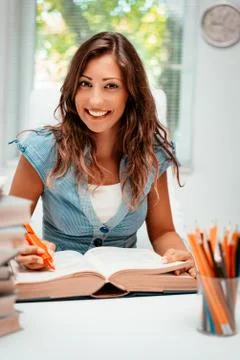 Student Girl Learning Stockfoto's