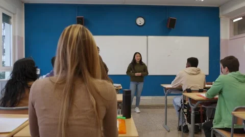 Student presentations in a university classroom setting Stock Footage 301677927