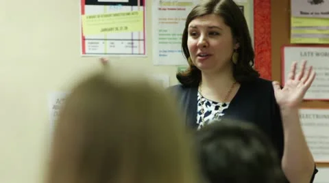 Student raising hand Stock-Footage 10744527